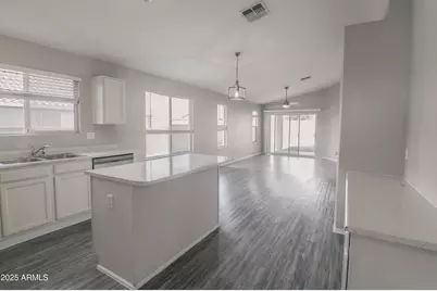 7802 W Myrtle Avenue, Glendale, AZ 85303 - Photo 6