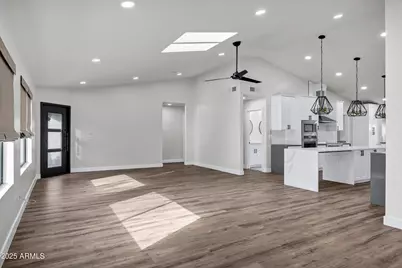 4621 E Carmen Street, Phoenix, AZ 85044 - Photo 12