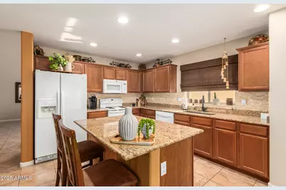 2107 N St Bonita Lane, Casa Grande, AZ 85122 - Photo 14