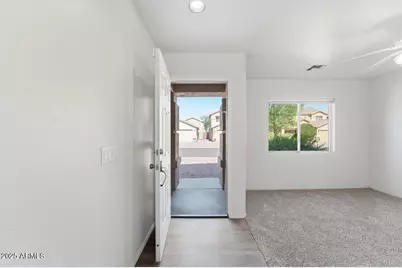 11589 W Lee Lane, Youngtown, AZ 85363 - Photo 6