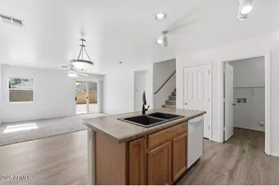 11589 W Lee Lane, Youngtown, AZ 85363 - Photo 16