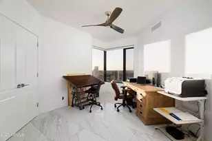 1040 E Osborn Rd, Phoenix, AZ 85014 - Photo 16