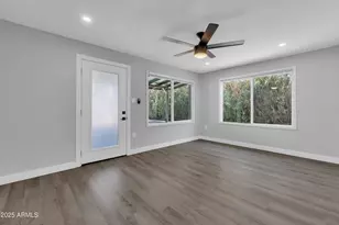 3110 N 39th St, Phoenix, AZ 85018 - Photo 4