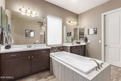 9814 W Rowel Road, Peoria, AZ 85383 - Photo 18