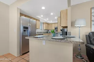 10414 E Watford Way, Sun Lakes, AZ 85248 - Photo 10