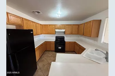 4408 N 111th Lane, Phoenix, AZ 85037 - Photo 6