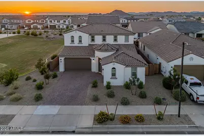 14274 W Sand Hills Road, Surprise, AZ 85387 - Photo 2