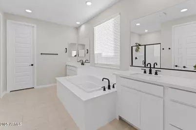 14274 W Sand Hills Road, Surprise, AZ 85387 - Photo 10