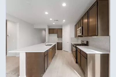 13487 W Cassia Trail, Peoria, AZ 85383 - Photo 8