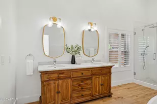 10567 E Mission Ln, Scottsdale, AZ 85258 - Photo 6