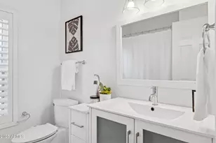 10567 E Mission Ln, Scottsdale, AZ 85258 - Photo 18