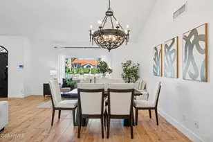 10567 E Mission Ln, Scottsdale, AZ 85258 - Photo 12