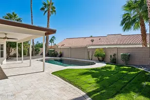 10567 E Mission Ln, Scottsdale, AZ 85258 - Photo 28