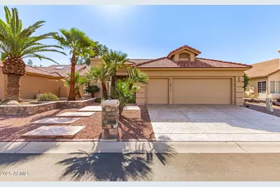 10911 E San Tan Boulevard, Sun Lakes, AZ 85248 - Photo 1