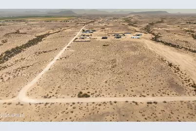 2345 N 377th Avenue #D, Tonopah, AZ 85354 - Photo 4