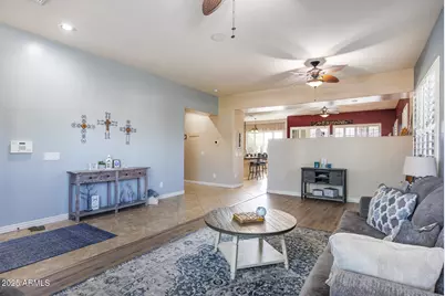 325 W Blue Lagoon Drive, Casa Grande, AZ 85122 - Photo 10