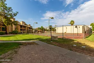 18811 N 19th Ave, Phoenix, AZ 85027 - Photo 28