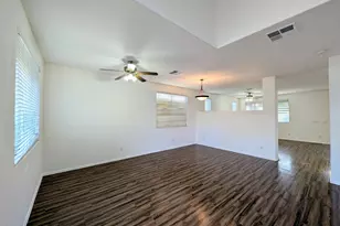 3848 E Pollack St, Phoenix, AZ 85042 - Photo 8