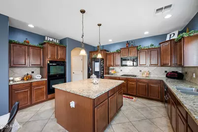 11235 E Sable Avenue, Mesa, AZ 85212 - Photo 14