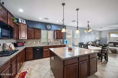 11235 E Sable Avenue, Mesa, AZ 85212 - Photo 12