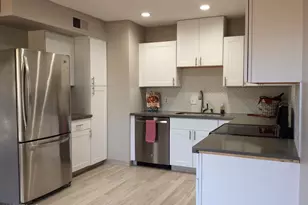 1012 E Highland Ave, Phoenix, AZ 85014 - Photo 10