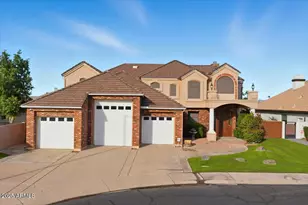 1748 E Queen Palm Dr, Gilbert, AZ 85234 - Photo 4