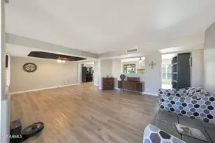 6811 E Hearn Rd, Scottsdale, AZ 85254 - Photo 14