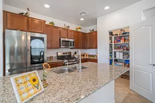 17965 W Amber Ridge Way, Goodyear, AZ 85338 - Photo 6