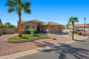 10545 E Champagne Dr, Sun Lakes, AZ 85248 - Photo 2