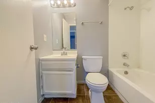 15601 N 27th St, Phoenix, AZ 85032 - Photo 12