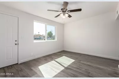 46 E Ivy Street, Mesa, AZ 85201 - Photo 4