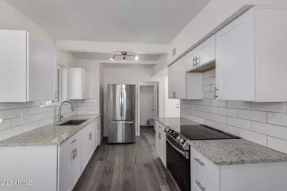 46 E Ivy Street, Mesa, AZ 85201 - Photo 6