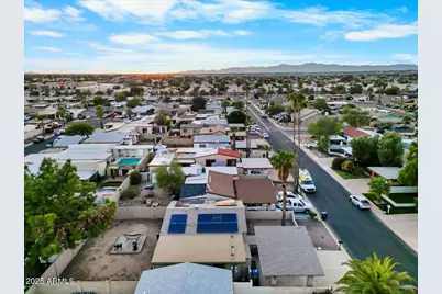 10519 W Heatherbrae Drive, Phoenix, AZ 85037 - Photo 34