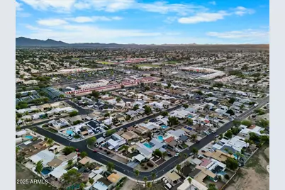 10519 W Heatherbrae Drive, Phoenix, AZ 85037 - Photo 40