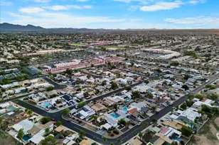 10519 W Heatherbrae Dr, Phoenix, AZ 85037 - Photo 40