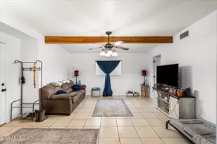 10519 W Heatherbrae Dr, Phoenix, AZ 85037 - Photo 16