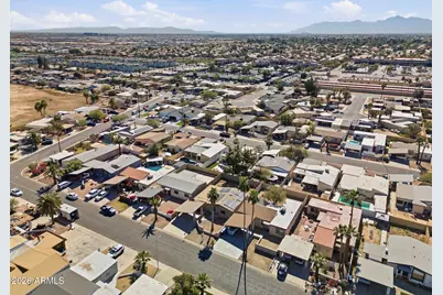 10519 W Heatherbrae Drive, Phoenix, AZ 85037 - Photo 58