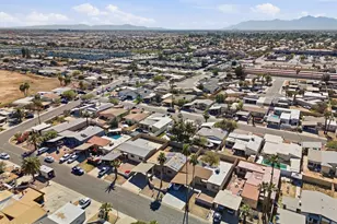 10519 W Heatherbrae Dr, Phoenix, AZ 85037 - Photo 58