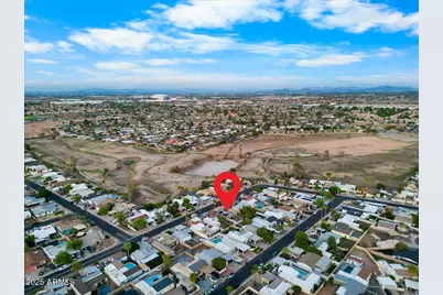 10519 W Heatherbrae Drive, Phoenix, AZ 85037 - Photo 20