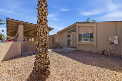 10519 W Heatherbrae Drive, Phoenix, AZ 85037 - Photo 24