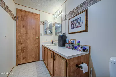 2844 E Oraibi Drive, Phoenix, AZ 85050 - Photo 30