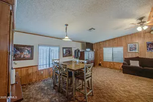 2844 E Oraibi Dr, Phoenix, AZ 85050 - Photo 12