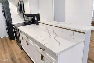 730 E North Ln, Phoenix, AZ 85020 - Photo 6