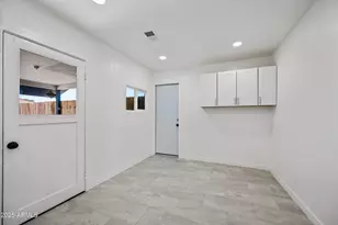 3347 E Palm Ln, Phoenix, AZ 85008 - Photo 30