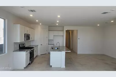 15567 W Hackamore Drive, Surprise, AZ 85387 - Photo 6