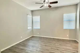 927 S Soho Ln S, Chandler, AZ 85225 - Photo 10