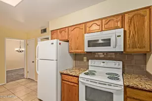 13822 N Newcastle Dr, Sun City, AZ 85351 - Photo 16