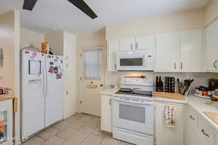 10318 W Corte Del Sol Este --, Sun City, AZ 85351 - Photo 10