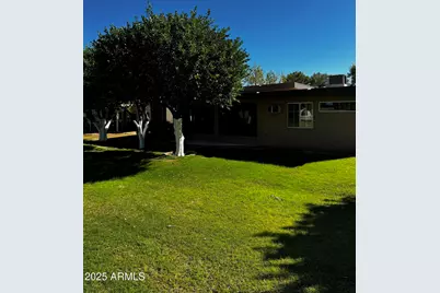 10318 W Manzanita Drive, Sun City, AZ 85373 - Photo 10