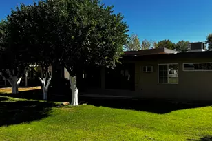 10318 W Manzanita Dr, Sun City, AZ 85373 - Photo 10